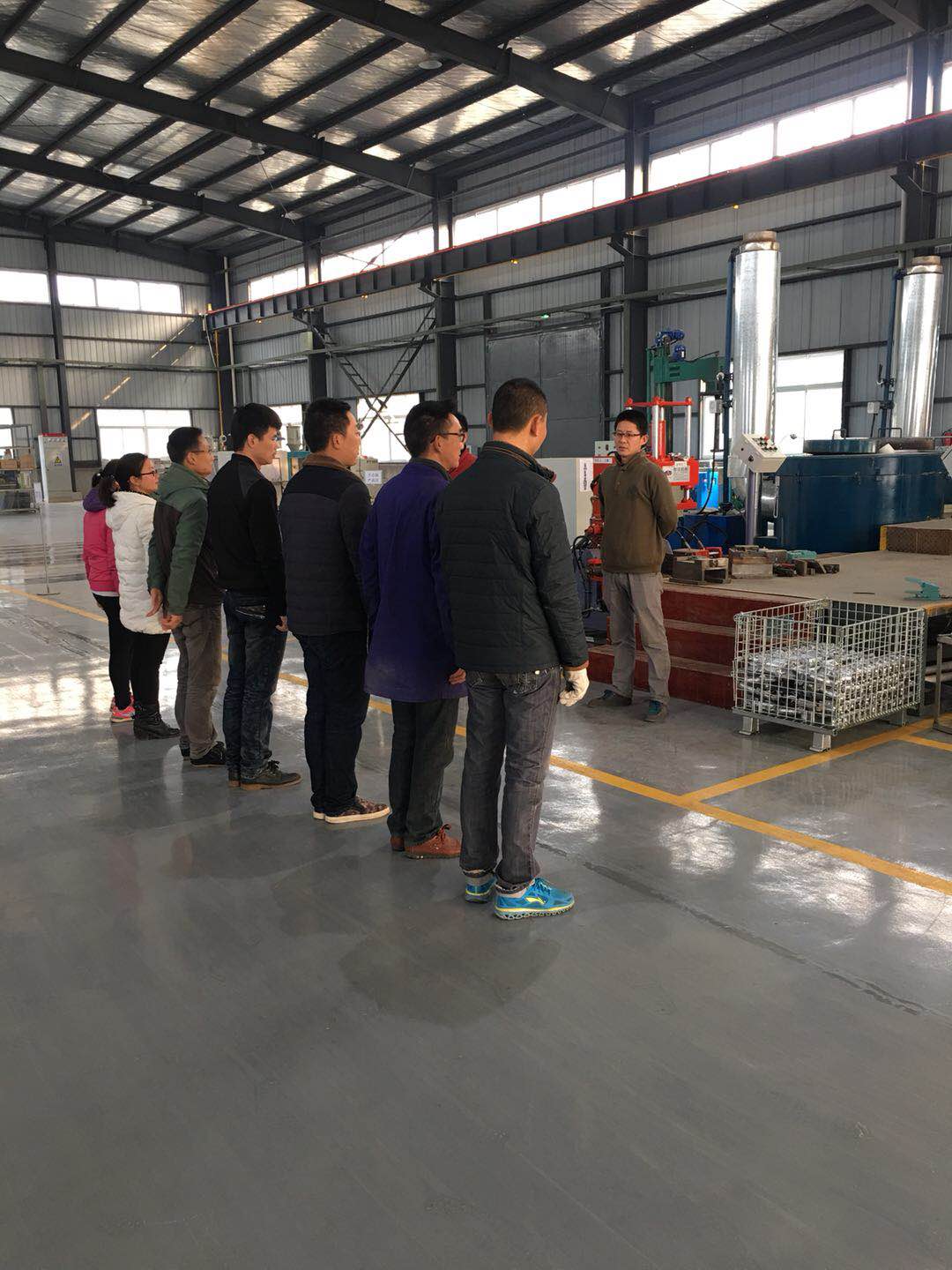 廠房、車(chē)間及辦公室圖片